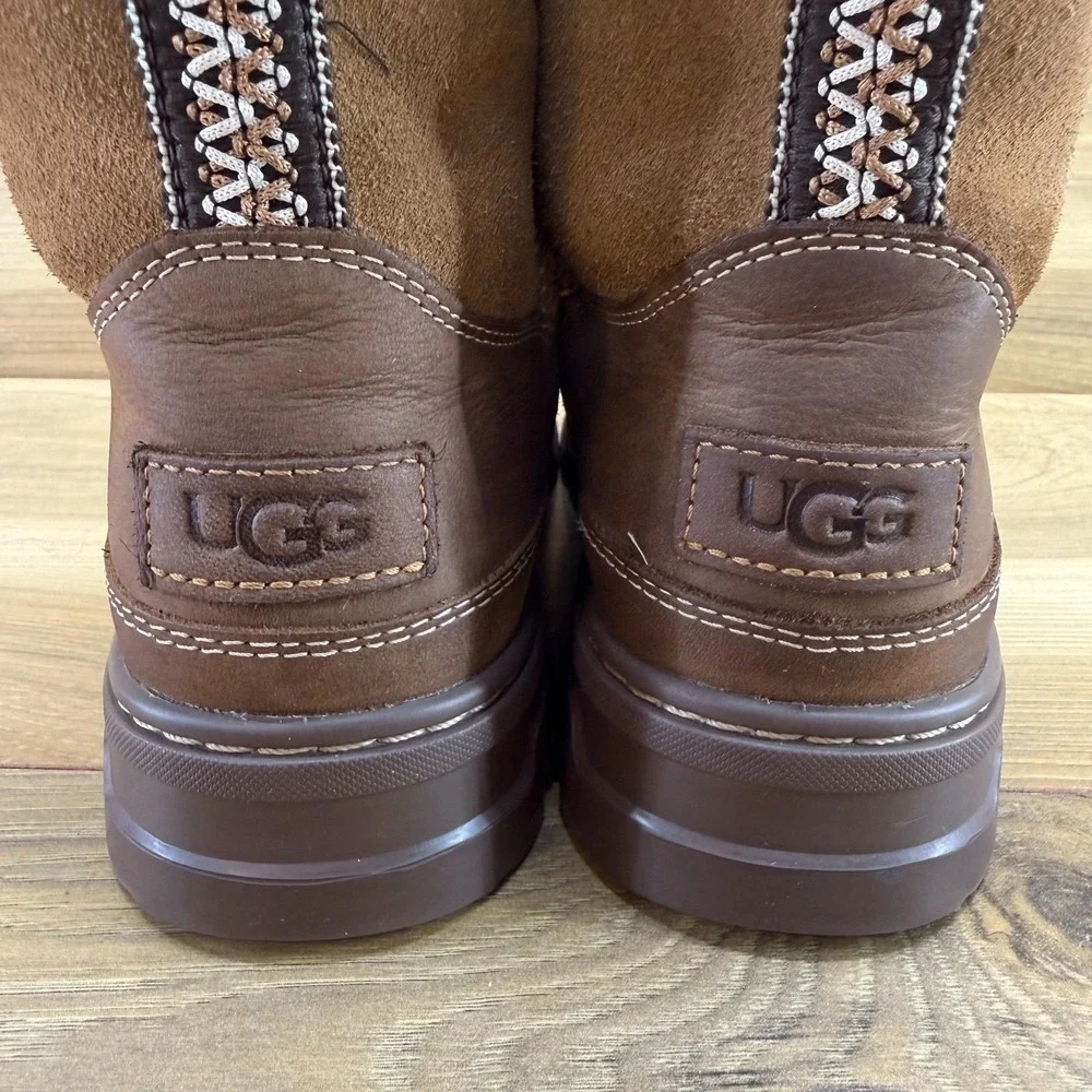 UGG TrailGazer Short Girls Youth 3 Chestnut Suede Shearling Fur Boots Brown